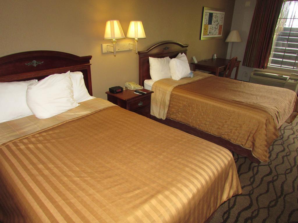 Days Inn & Suites By Wyndham Fort Valley Exterior foto